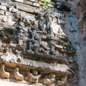 プラサット・サンボーの彫刻