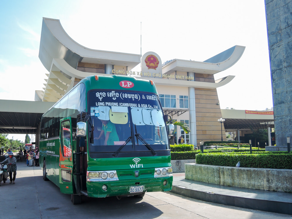 ベトナム ホーチミンからカンボジア シェムリアップまでバスで移動する方法 アジアバックパッカートラベル